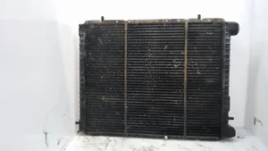 Renault Trafic I Radiateur de refroidissement 7701395098