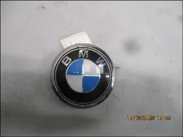 BMW 1 E81 E87 Poignée de coffre hayon arrière 51247207933