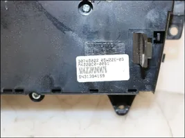 Volvo S60 Climate control unit 3074602205W22E03