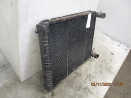 Renault 19 Radiateur de refroidissement 7700272527