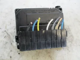 Peugeot 407 Module de fusibles 9661682580