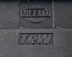 Nissan Primera Autres commutateurs / boutons / leviers 