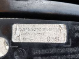 Skoda Superb B8 (3V) Takaluukun takavalot 3v5945307c