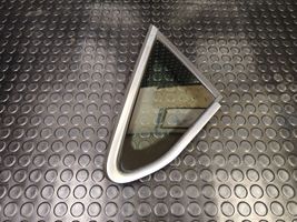Seat Alhambra (Mk2) Finestrino/vetro triangolo anteriore 7N0845411C
