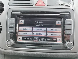 Volkswagen Tiguan Radio/CD/DVD/GPS-pääyksikkö 3c8035195a