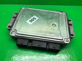 Renault Megane II Komputer / Sterownik ECU silnika 8200305678