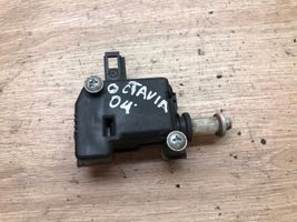 Volkswagen Golf V Serratura del tappo del serbatoio del carburante 1K5959762