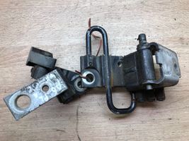 Audi A6 S6 C6 4F Cerniera superiore della portiera anteriore 8E0831411E