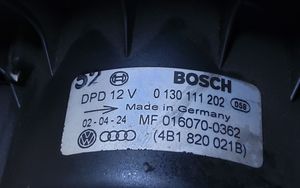 Audi A6 S6 C5 4B Relè ventola riscaldamento 4B1820021B