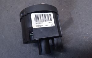 Volkswagen PASSAT B7 Relé de luz diaria 3C8941431