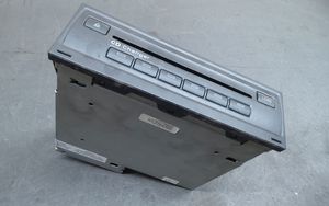 Audi A6 S6 C6 4F Radio/CD/DVD/GPS head unit 4E0035110A