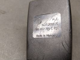 Volkswagen PASSAT B5.5 Pas bezpieczeństwa fotela tylnego środkowego 3B0857739C