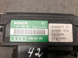 Audi 80 90 B3 Polton ohjainlaite/moduuli 4A0907397