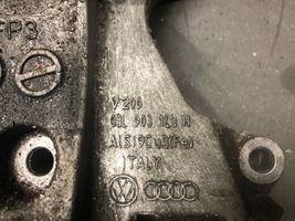 Audi A5 8T 8F Support de générateur / alternateur 03L903143H