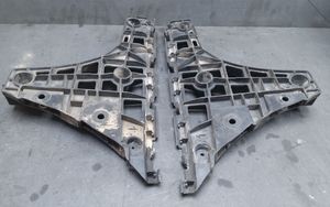 Audi A4 S4 B5 8D Galinis sustiprinimas bamperio 8D9807484AA