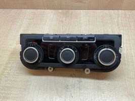 Volkswagen Golf VI Panel klimatyzacji 789843