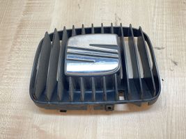 Seat Toledo IV (NH) Grille de calandre avant 1M0853651F