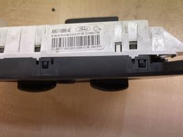 Ford Focus C-MAX Climate control unit AM5T18549