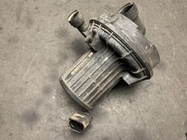 Audi A3 S3 8L Pompe à air secondaire 06A959253B