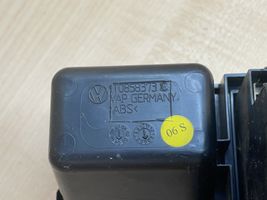 Volkswagen Touareg II USB socket connector 1T0857925C