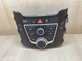 Hyundai i30 Panel klimatyzacji 97250A5XXX