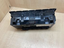 Audi A4 S4 B7 8E 8H Przełącznik / Włącznik nawiewu dmuchawy 8E0820043BL