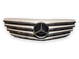 Mercedes-Benz B W245 Grotelės viršutinės A1698800783