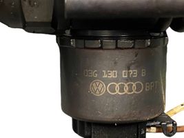 Volkswagen Touran I Kit d'injecteurs de carburant 03G130073B