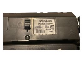 Citroen C4 II Monitor / wyświetlacz / ekran 9673952580