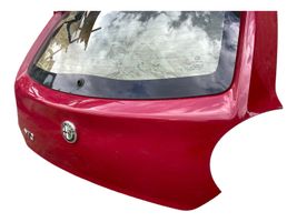 Alfa Romeo Mito Takaluukun/tavaratilan kansi 