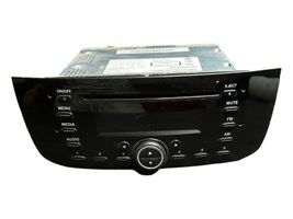 Fiat Punto (199) Panel / Radioodtwarzacz CD/DVD/GPS 7355539210