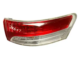 Toyota Avensis T270 Lampa tylna 08048