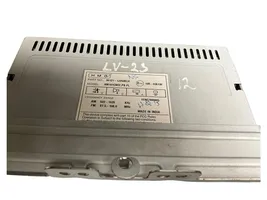 Hyundai i20 (PB PBT) Panel / Radioodtwarzacz CD/DVD/GPS 961211J250BLH