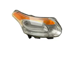 Citroen C4 I Picasso Lampa przednia 16715000