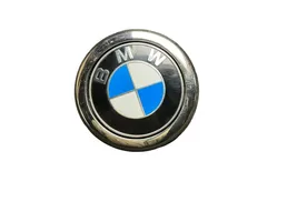 BMW 1 F20 F21 Uchwyt / Rączka zewnętrzna otwierania klapy tylnej / bagażnika 7270728