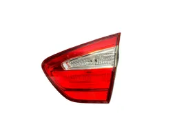 KIA Rio Lampy tylnej klapy bagażnika 924041W2