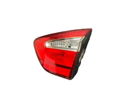 KIA Rio Lampy tylnej klapy bagażnika 924041W2