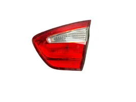 KIA Rio Lampy tylnej klapy bagażnika 924041W2