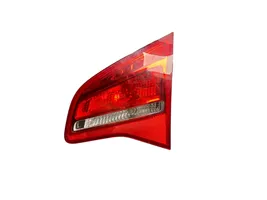 Opel Meriva B Lampy tylnej klapy bagażnika 21628003