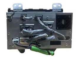 Honda CR-V Panel / Radioodtwarzacz CD/DVD/GPS BB730PO