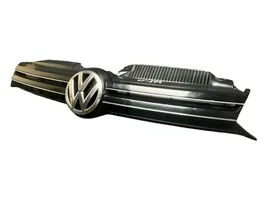 Volkswagen Golf VI Etupuskurin ylempi jäähdytinsäleikkö 1K9853651