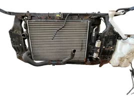 Nissan Qashqai Панель радиаторов (телевизор) 62823JD00A