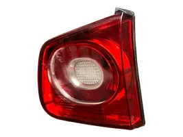 Volkswagen Tiguan Lampy tylnej klapy bagażnika 5N0945094C