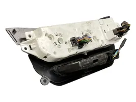 Ford Grand Tourneo Connect Gaisa kondicioniera / klimata kontroles / salona apsildes vadības bloks (salonā) AM5T18549