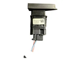 Renault Captur Hazard light switch 252907372R