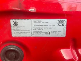 Audi A1 Dzinēja pārsegs (vāks) 8K0010515