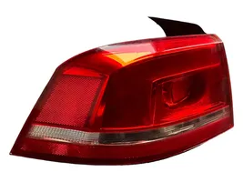 Volkswagen PASSAT B7 Rear/tail lights 3AE945095F