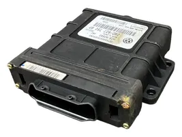 Volkswagen Touareg I Module de contrôle de boîte de vitesses ECU 09D927750