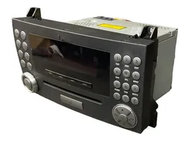 Mercedes-Benz SLK R170 Unidad delantera de radio/CD/DVD/GPS A1718200786