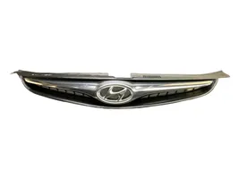 Hyundai i30 Grille calandre supérieure de pare-chocs avant 863512R500